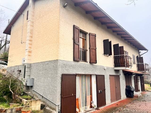 casa indipendente in vendita a Castel d'Aiano