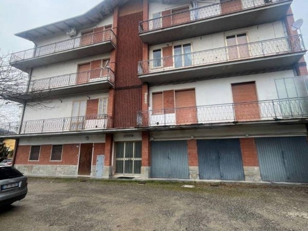 appartamento in vendita a Castel d'Aiano in zona Rocca di Roffeno