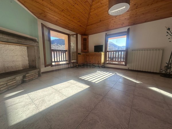 appartamento in vendita a Castel d'Aiano in zona Villa d'Aiano