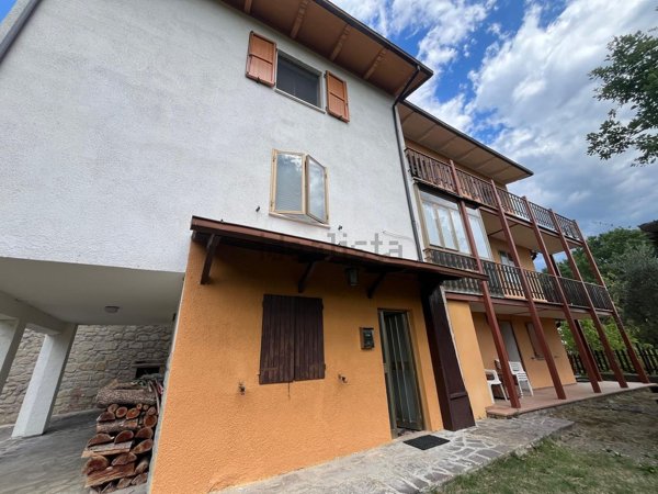 appartamento in vendita a Castel d'Aiano in zona Casigno