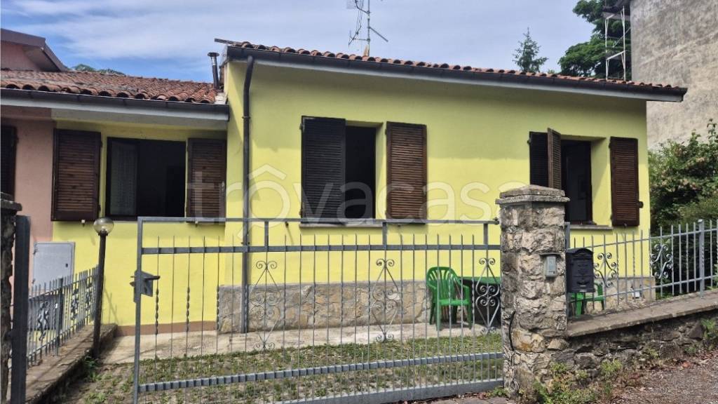 casa indipendente in vendita a Castel d'Aiano in zona Sasso Molare
