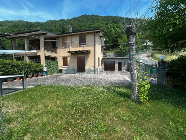 appartamento in vendita a Castel d'Aiano