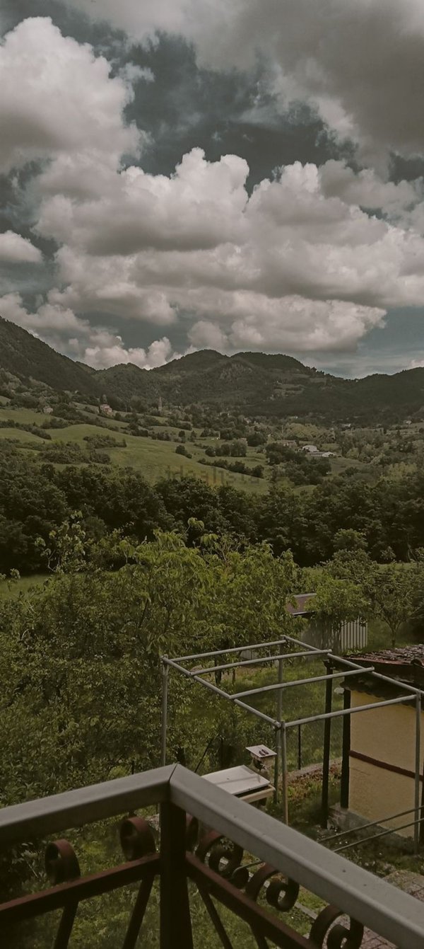 casa indipendente in vendita a Castel d'Aiano