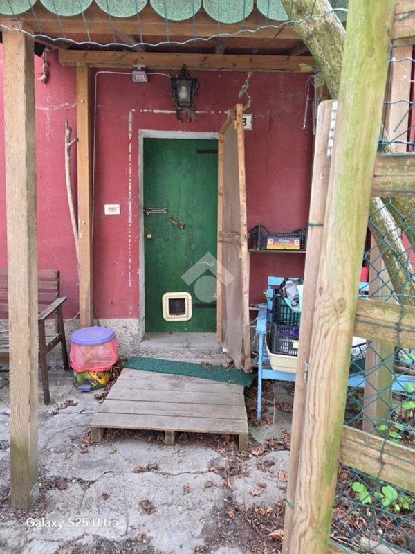 casa indipendente in vendita a Castel d'Aiano in zona Casigno