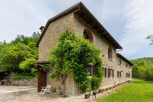 casa indipendente in vendita a Castel del Rio