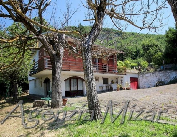 casa indipendente in vendita a Castel del Rio in zona Valsalva