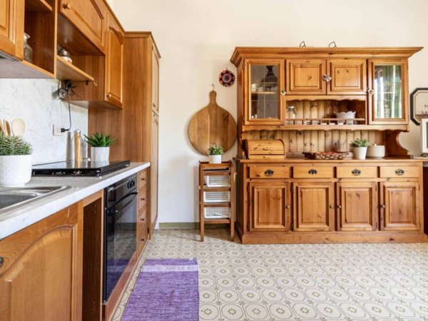 casa indipendente in vendita a Castel del Rio in zona Valsalva