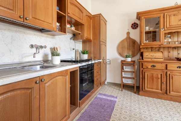 casa indipendente in vendita a Castel del Rio in zona Valsalva