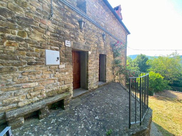 casa indipendente in vendita a Castel del Rio in zona Moraduccio