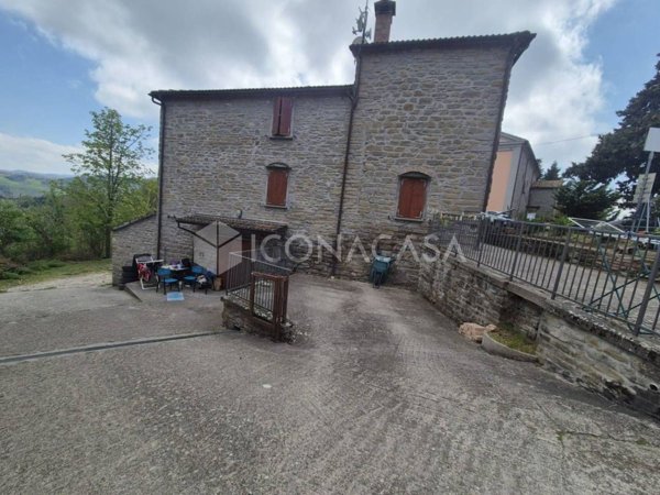 appartamento in vendita a Castel del Rio in zona Belvedere