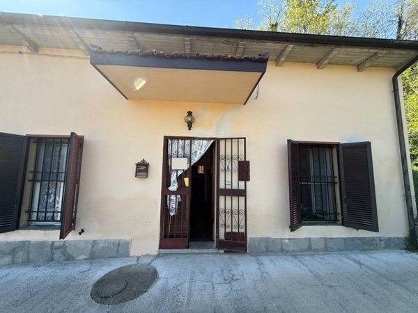 casa indipendente in vendita a Castel di Casio