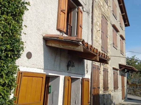 casa indipendente in vendita a Castel di Casio