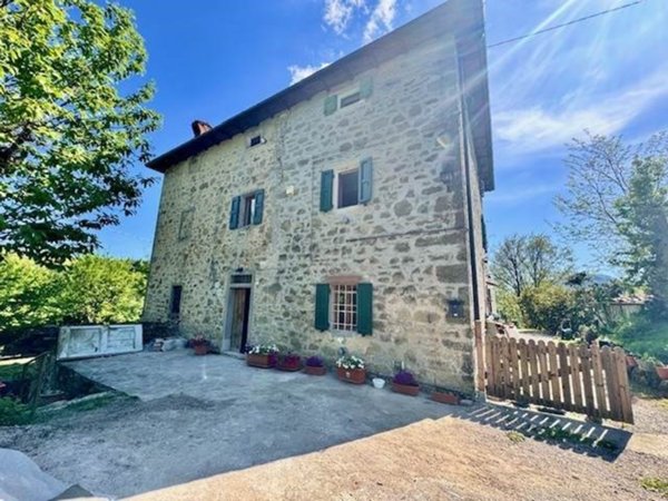 casa indipendente in vendita a Castel di Casio