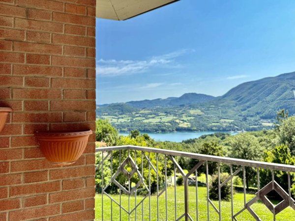 casa indipendente in vendita a Castel di Casio in zona Badi