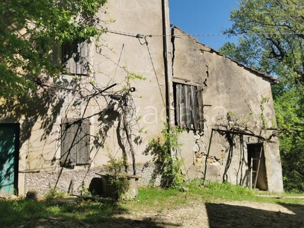 casa indipendente in vendita a Castel di Casio in zona Pieve di Casio