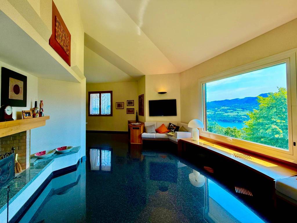 casa indipendente in vendita a Castel di Casio in zona Badi