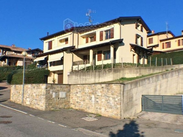 casa indipendente in vendita a Castel di Casio