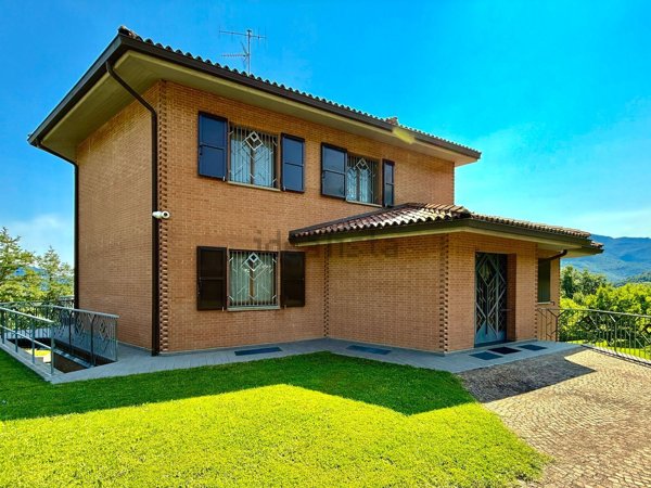 casa indipendente in vendita a Castel di Casio in zona Badi