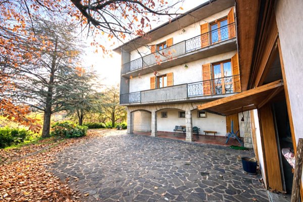 casa indipendente in vendita a Castel di Casio in zona Badi