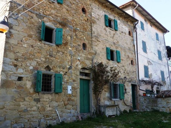 casa indipendente in vendita a Castel di Casio