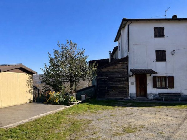 casa indipendente in vendita a Castel di Casio