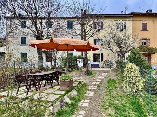 casa semindipendente in vendita a Castel di Casio in zona Suviana