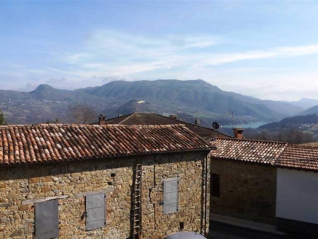 casa indipendente in vendita a Castel di Casio