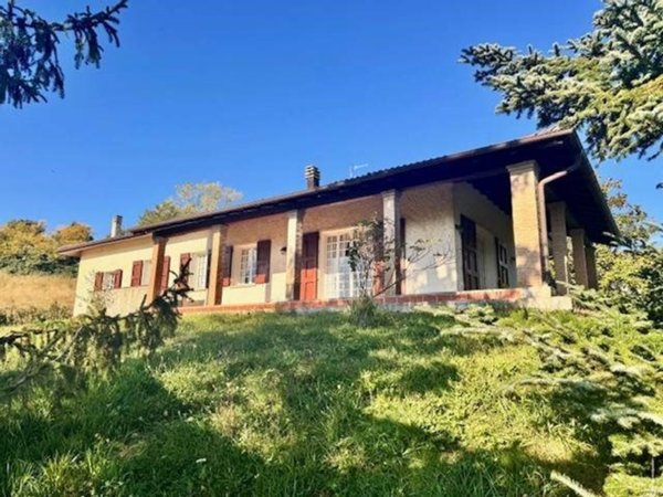 casa indipendente in vendita a Castel di Casio