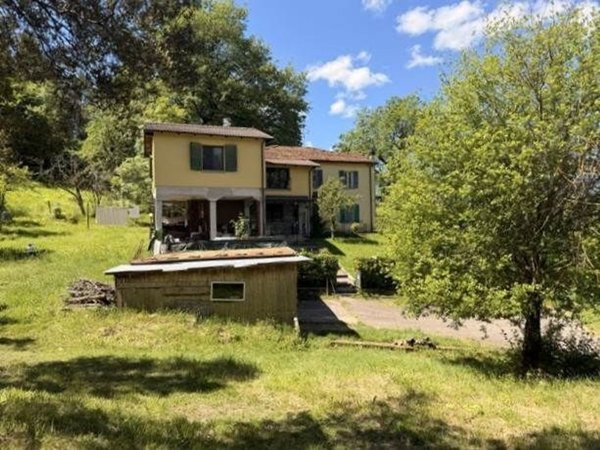 casa indipendente in vendita a Castel di Casio