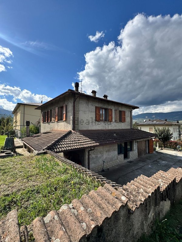 casa indipendente in vendita a Castel di Casio