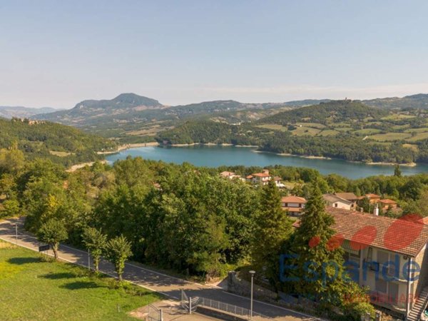 casa indipendente in vendita a Castel di Casio