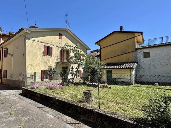 casa indipendente in vendita a Castel di Casio