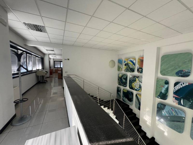 ufficio in vendita a Castel Guelfo di Bologna