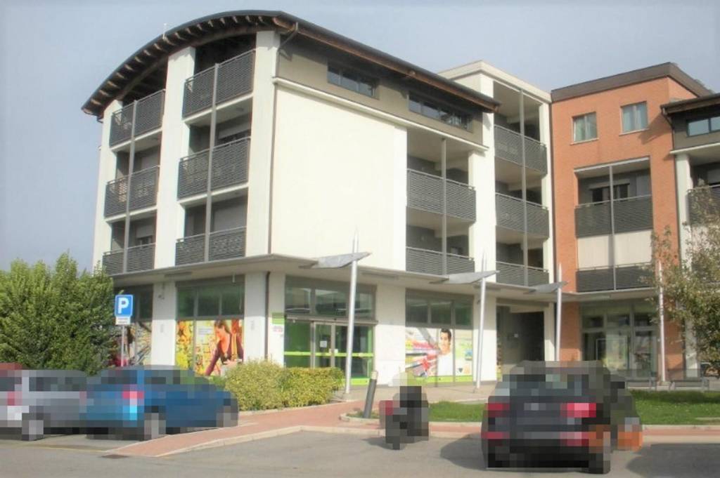 negozio in vendita a Castel Guelfo di Bologna