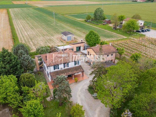 casa indipendente in vendita a Castel Guelfo di Bologna
