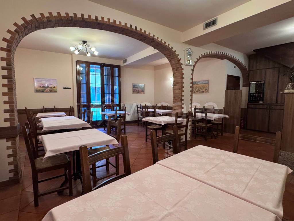 negozio in vendita a Castel Guelfo di Bologna