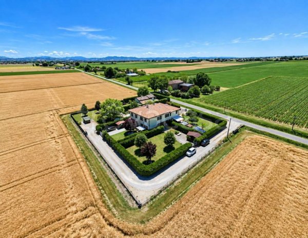 casa indipendente in vendita a Castel Guelfo di Bologna