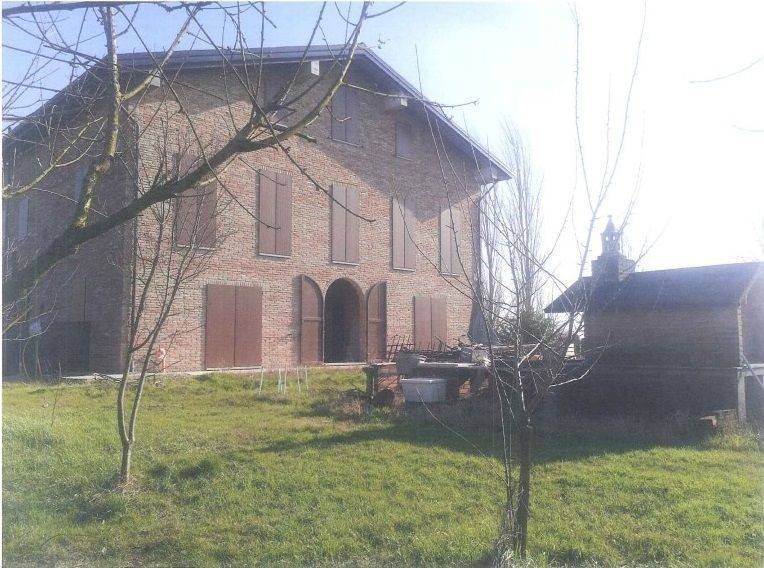 casa indipendente in vendita a Castello d'Argile