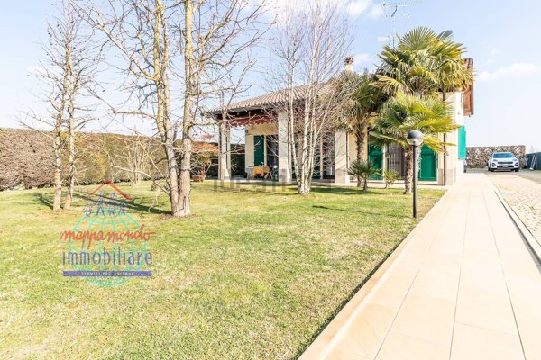 casa indipendente in vendita a Castello d'Argile