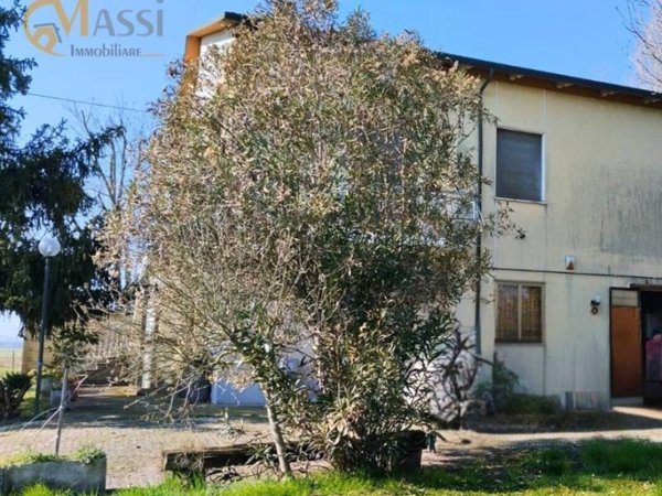 casa indipendente in vendita a Castello d'Argile