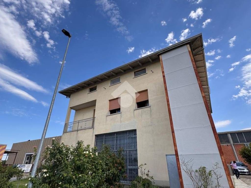 appartamento in vendita a Castello d'Argile