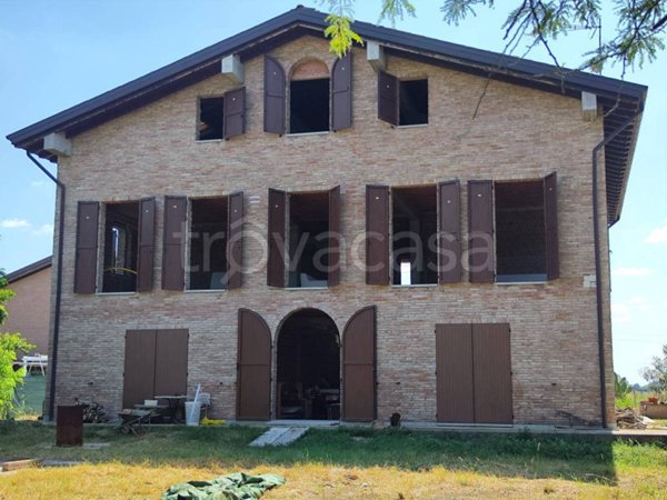 casa indipendente in vendita a Castello d'Argile