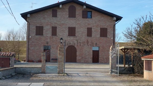 villa in vendita a Castello d'Argile