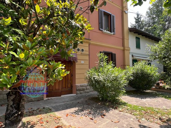 villa in vendita a Castello d'Argile