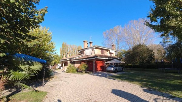 casa indipendente in vendita a Castello d'Argile