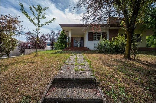 casa indipendente in vendita a Castello d'Argile