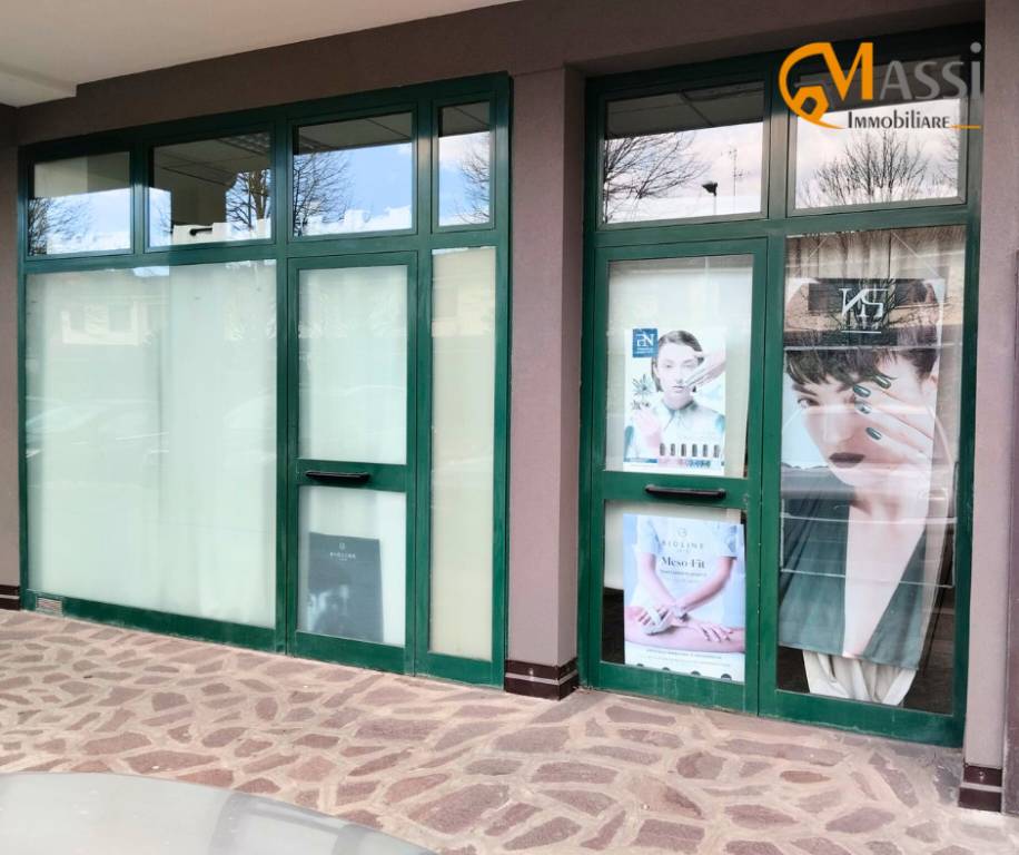 negozio in vendita a Castello d'Argile