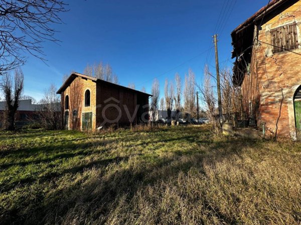 terreno edificabile in vendita a Castello d'Argile