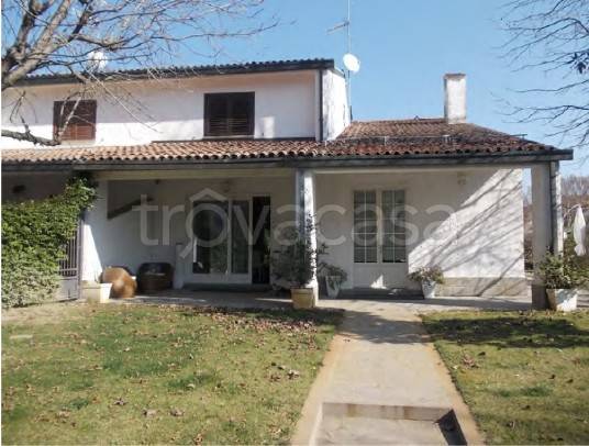 casa indipendente in vendita a Castello d'Argile