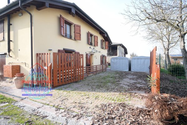 villa in vendita a Castello d'Argile